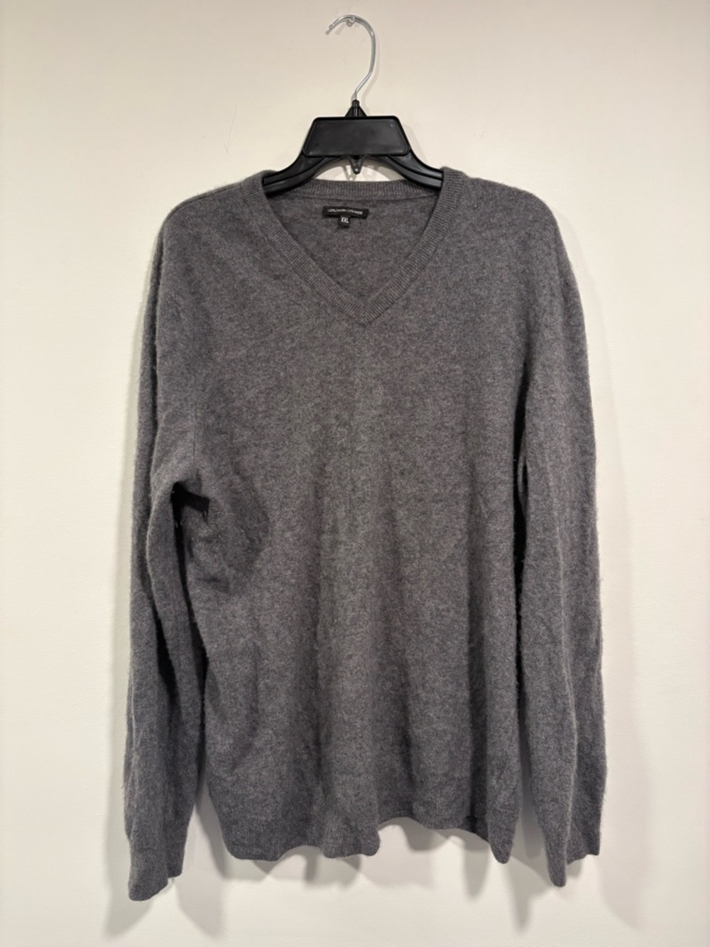 Grey V-Neck Men's Sweater 100% Cashmere
